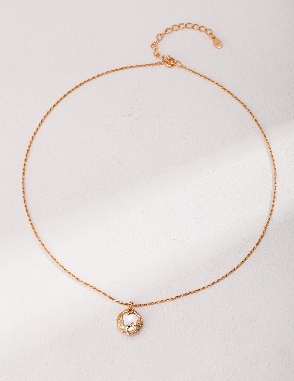 Elysian Melt Pearl Necklace