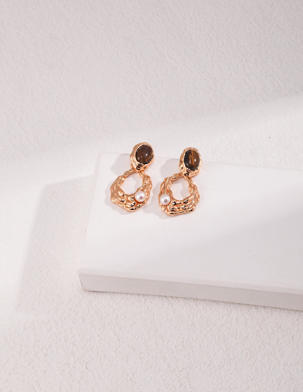 Lumière Tiger Eye & Pearl Earrings
