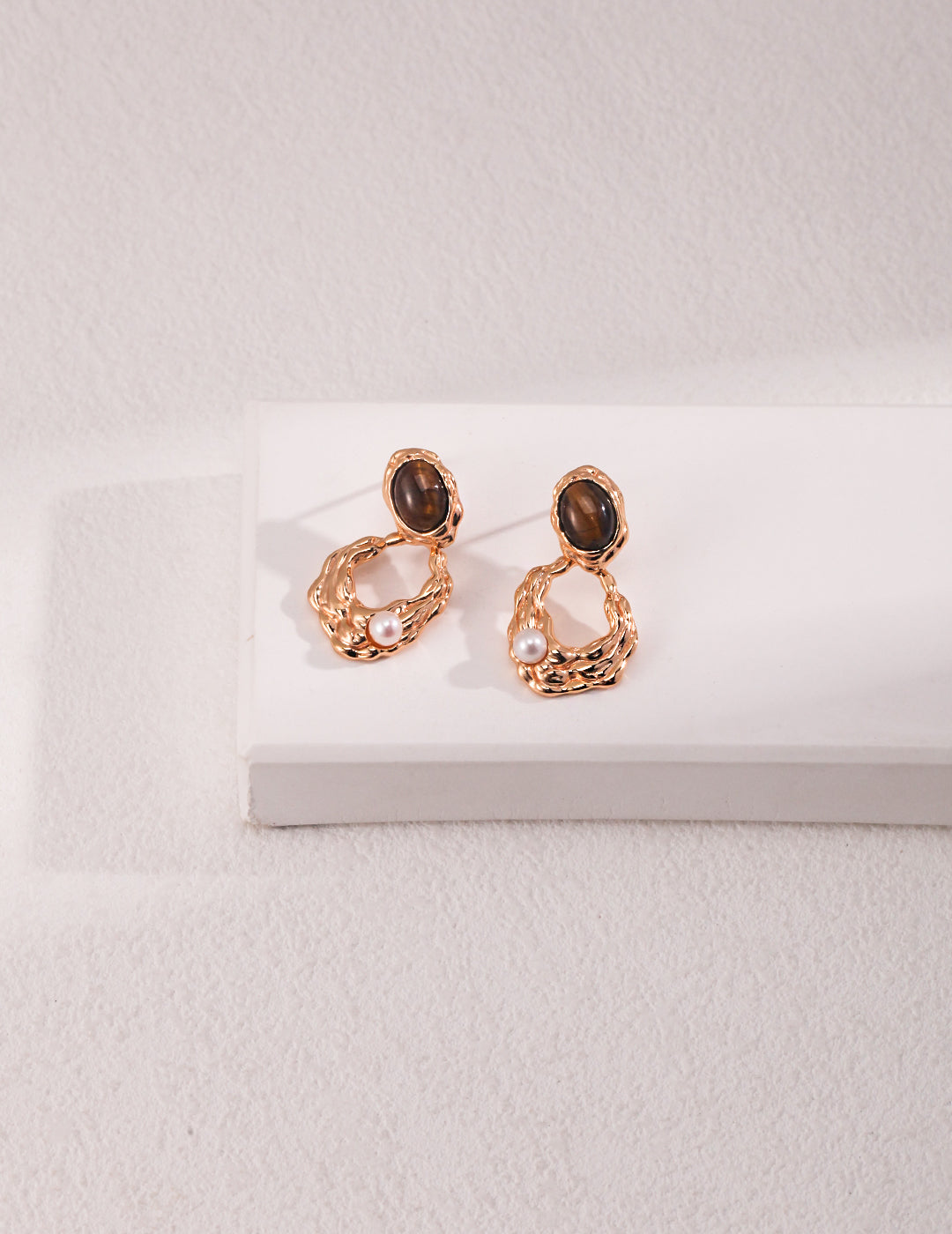 Lumière Tiger Eye & Pearl Earrings