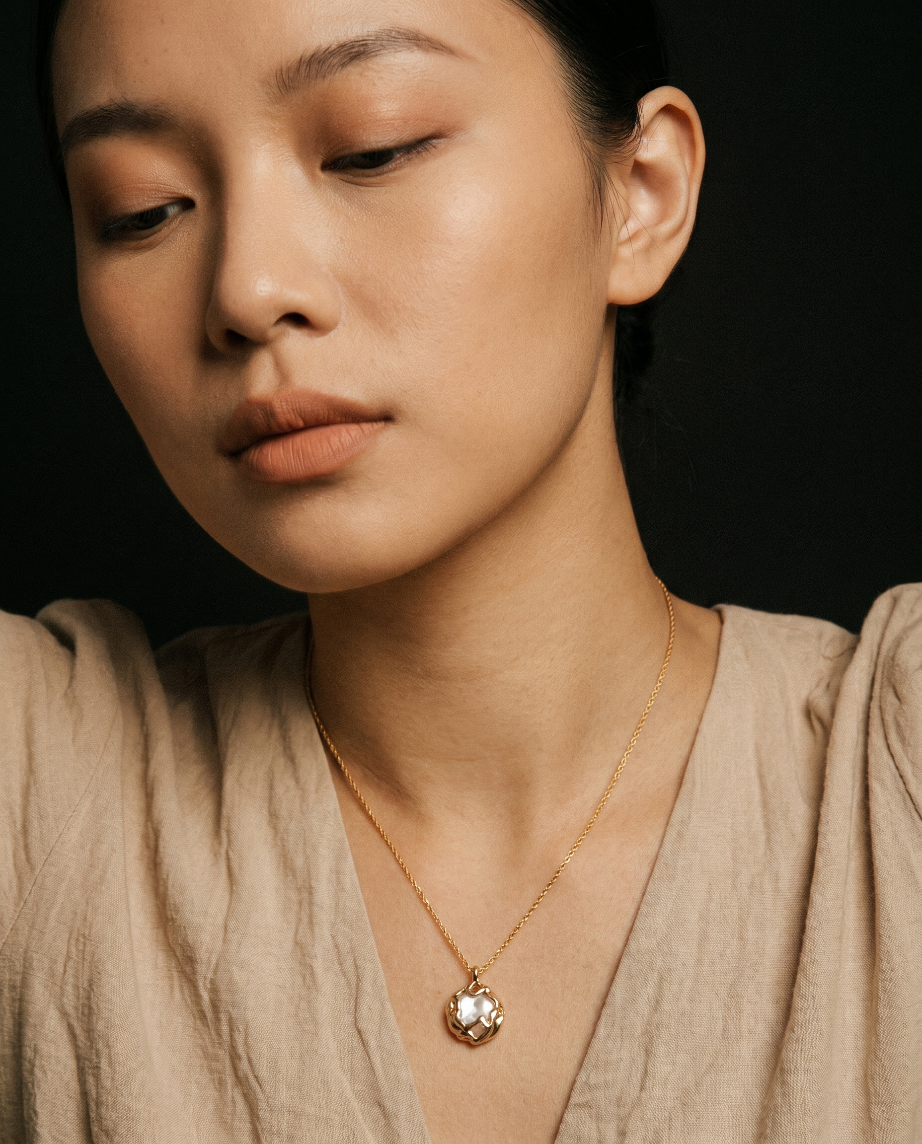 Elysian Melt Pearl Necklace